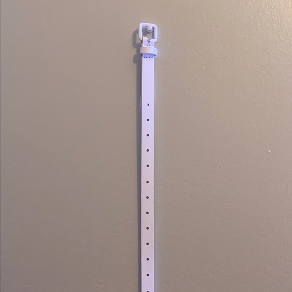 Target small white belt